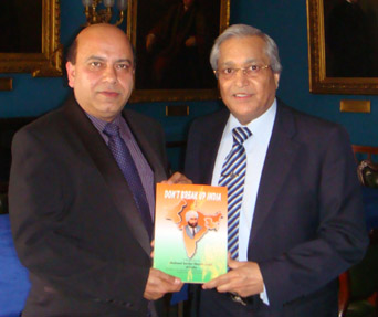 Dr Rami Ranger with Shri Vijay Jolly